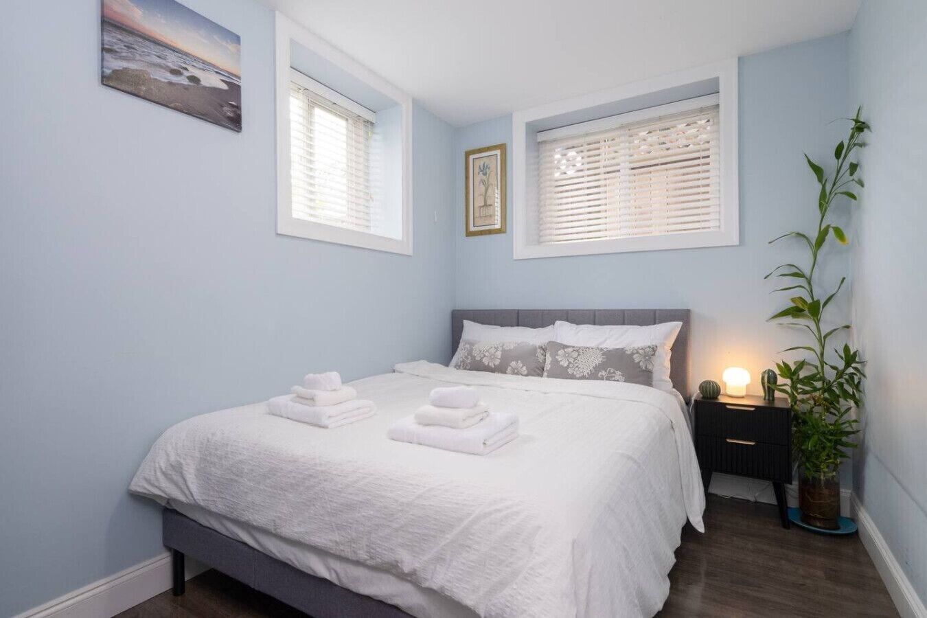 2 bedrooms, desk, iron/ironing board, free WiFi