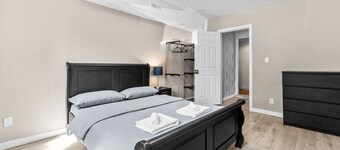 Cozy 2BR Suite Near White Rock Beach