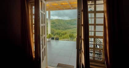 VOYE HOMES Whitestone Cottage Vagamon