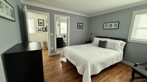 Iron/ironing board, WiFi, bed sheets - Luxe Modern Farmhouse in the heart of everything! (Atlanta)