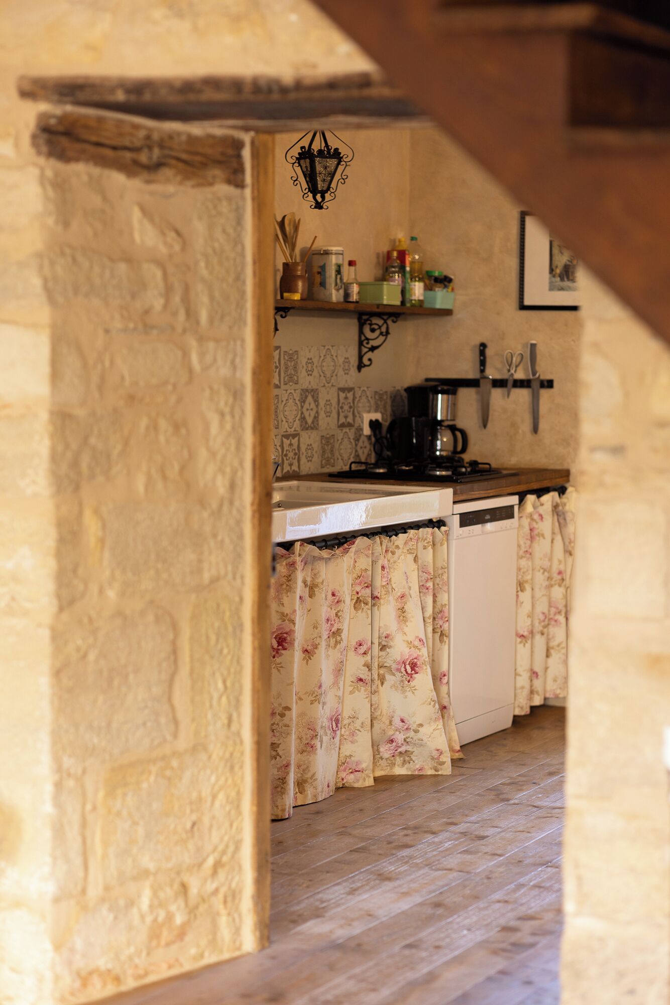 House, 2 Bedrooms, Kitchen, Courtyard Area | Private kitchen