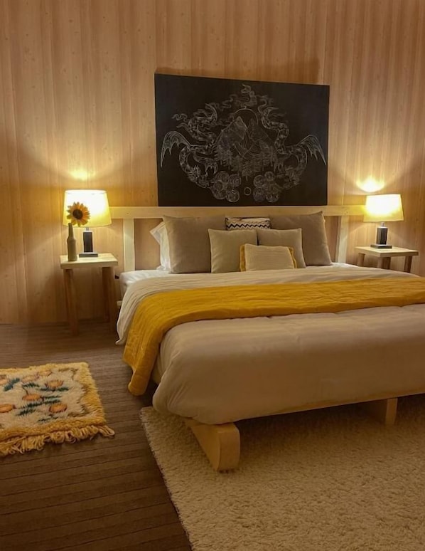 Deluxe Double Room, Balcony, Garden View | Soundproofing, iron/ironing board, free WiFi
