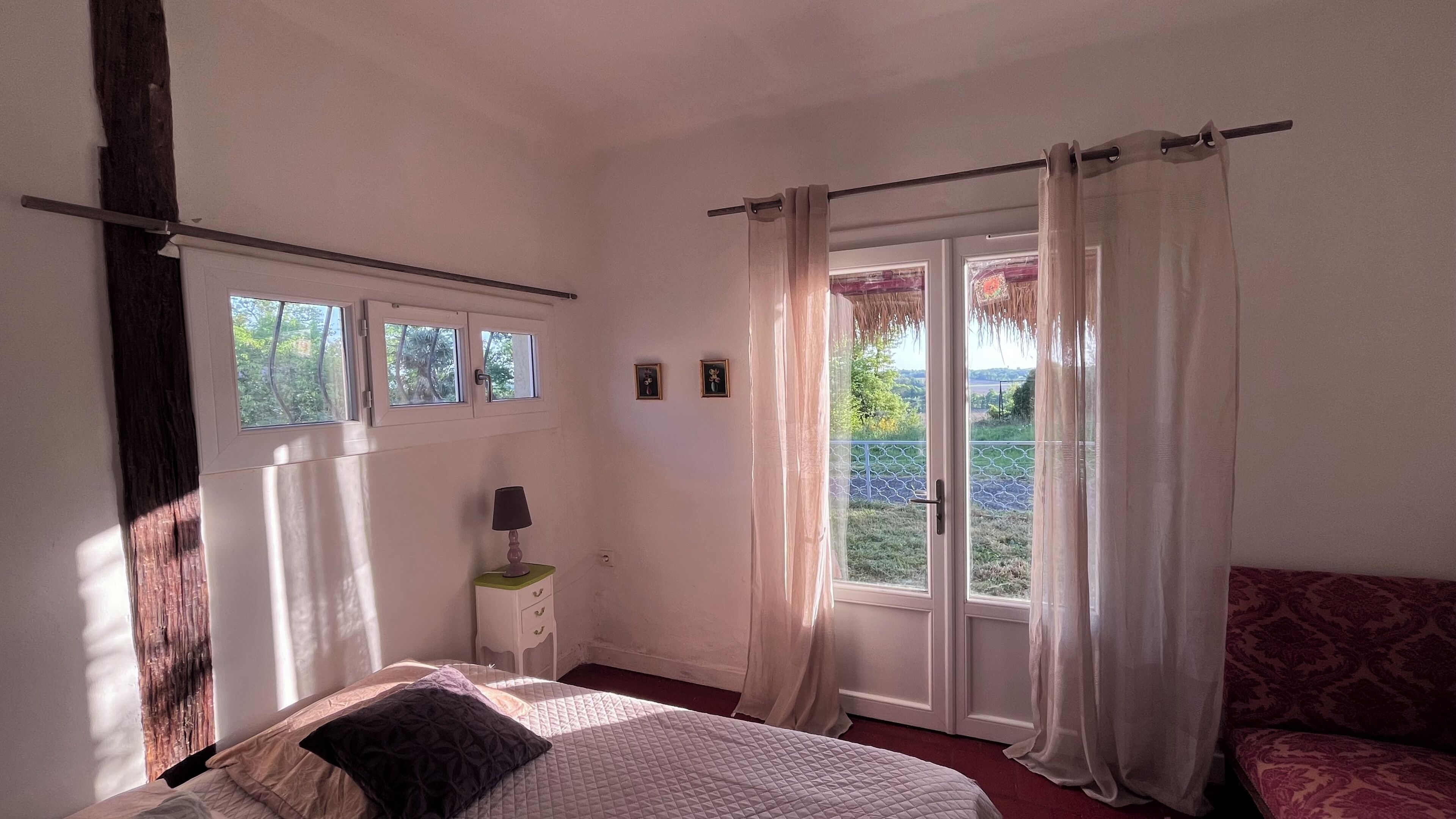 1 bedroom, desk, free WiFi, bed sheets