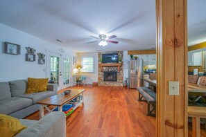 TV, fireplace - Riverfront Cabin, Fenced Yard, Firepit & Grill (Lake Lure)