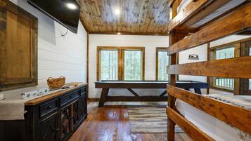 Cabin, Multiple Beds, Hot Tub, Garden View (The Retreat at Red Fern) | Interior