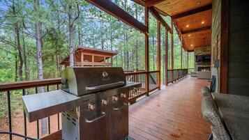 BBQ/picnic area