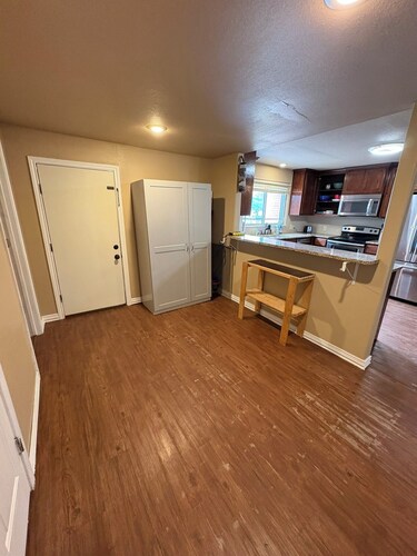 Roomy 4-bedroom house with large backyard in Abilene