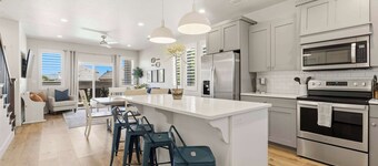 The Retreat - Resort Amenities - New Listing