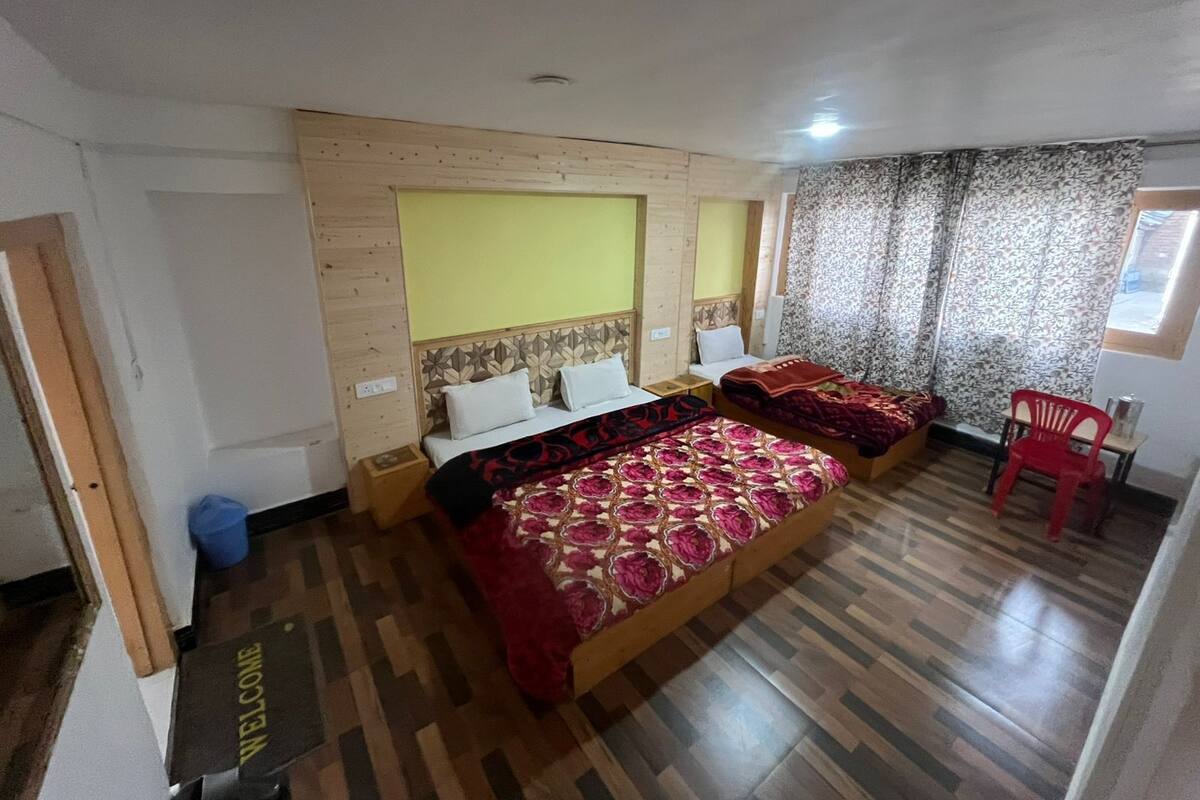 Comfort Triple Room, Mountain View | Wi-fi percuma 