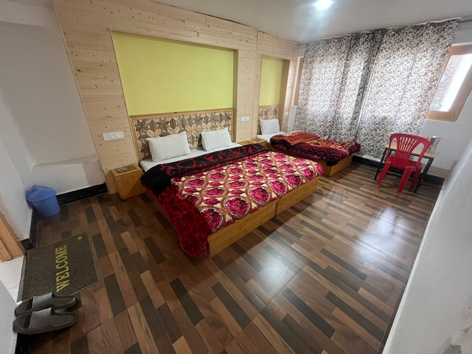 Comfort Triple Room, Mountain View | Free WiFi