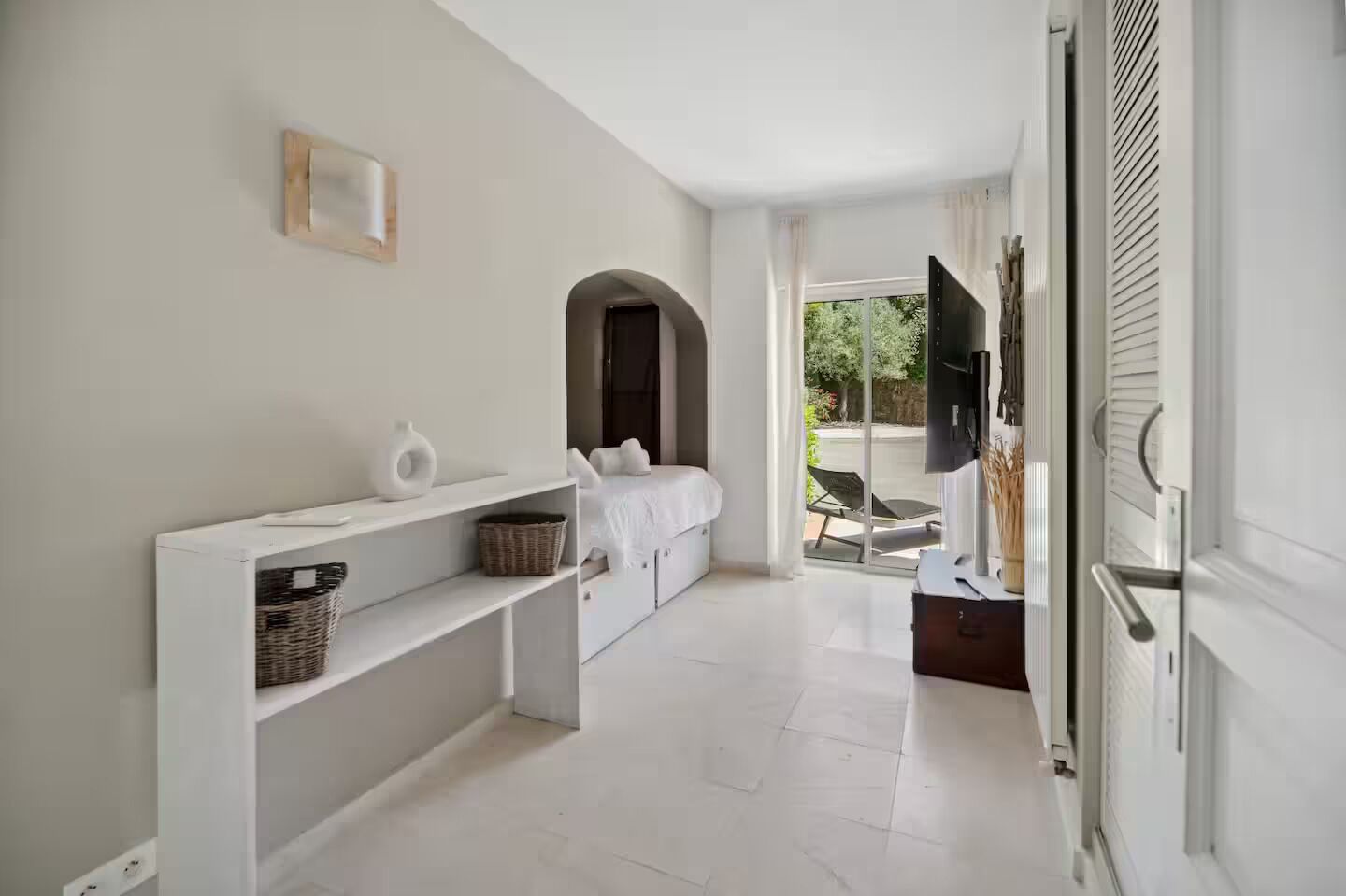 5 bedrooms, iron/ironing board, travel cot, free WiFi