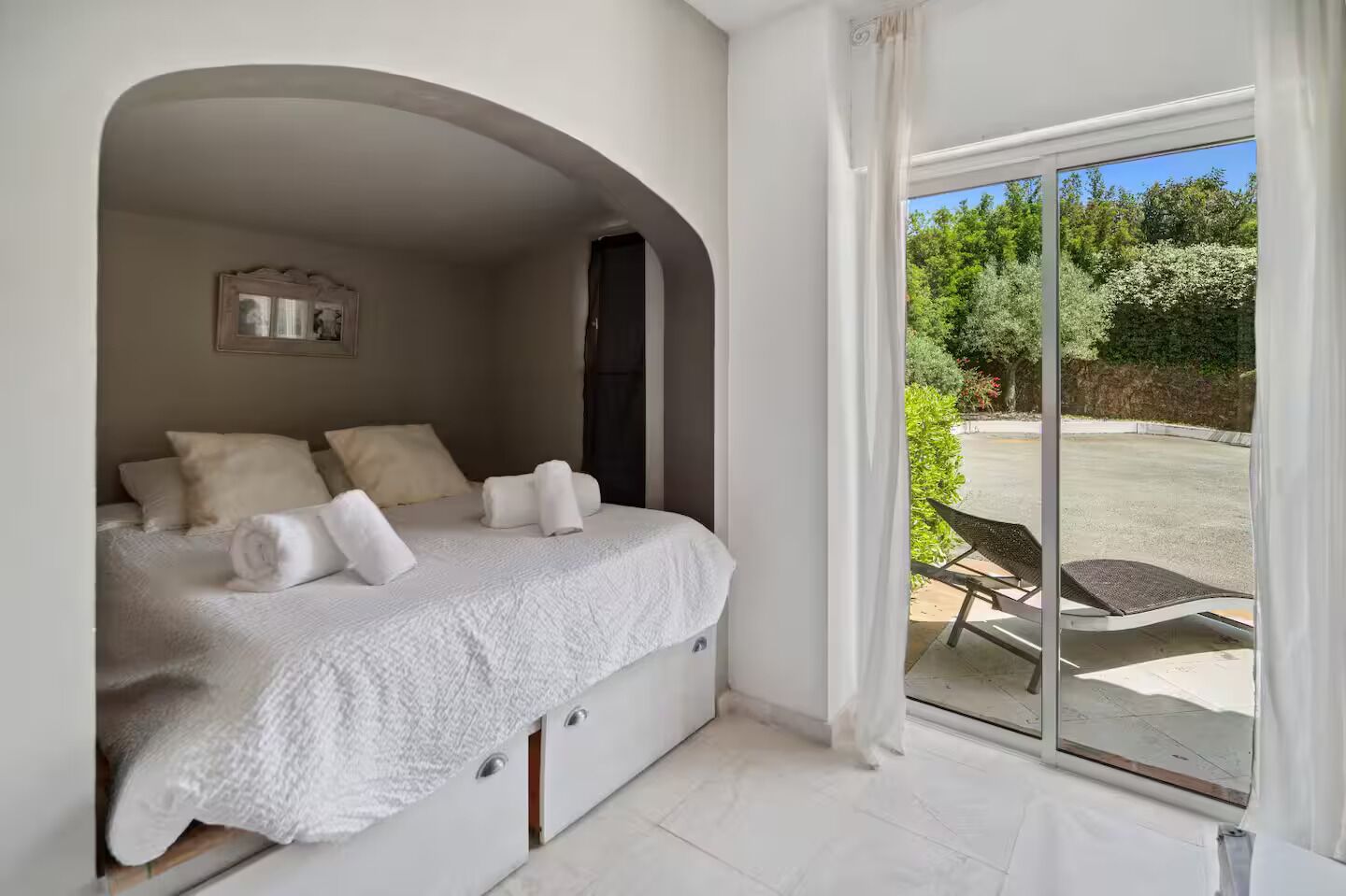 5 chambres, fer et planche à repasser, lit parapluie, Wi-Fi gratuit