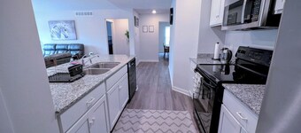 Roomy & modern, with all the comforts of home in a perfect location!