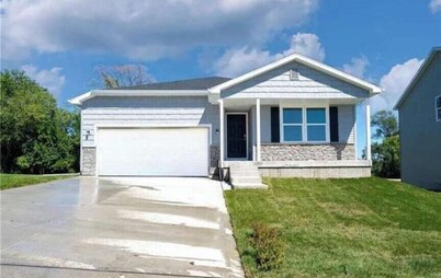Large, modern house with all the comforts of home in a perfect location.