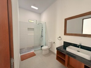 Towels, toilet paper - Charming 2 bedroom villa with private pool (Canggu)