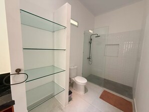 Towels, toilet paper - Charming 2 bedroom villa with private pool (Canggu)