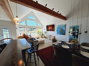 Dining - New Penthouse over the water, incredible views of marina and boats, (Ucluelet)