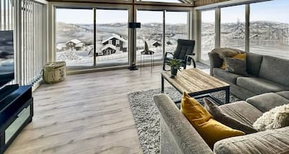 Modern, spacious vacation home with 2 bathrooms and a sauna
