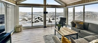 Modern, spacious vacation home with 2 bathrooms and a sauna
