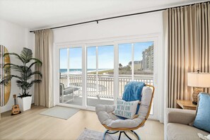 TV, offices - Sandy Nook | Satellite Beach Oceanfront Condo (Satellite Beach)