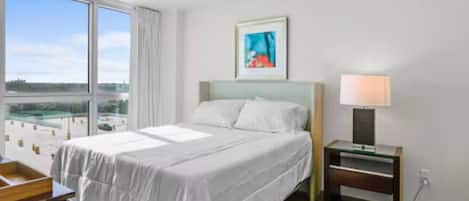 Iron/ironing board, WiFi, bed sheets