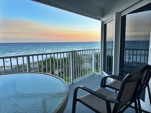 Maravilla 2404, Gulf Front view, Pet Friendly, Free Beach Service, Miramar Beach
