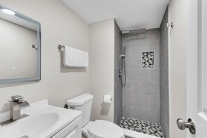 Bathroom - Jersey Shore Stay | New Near Beach & Boardwalk (Seaside Heights)