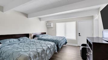 WiFi, bed sheets