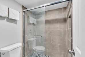 Bathroom - Jersey Shore Stay | 2 Beds, Free Parking, Pool (Seaside Heights)