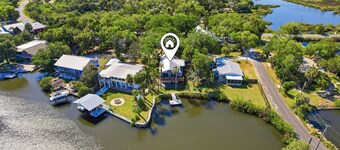 Backwater Bungalow Sleeps 8 Kayaks+ Dock+ Fire Pit