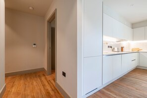 Interior - Modern City Elegance (London)