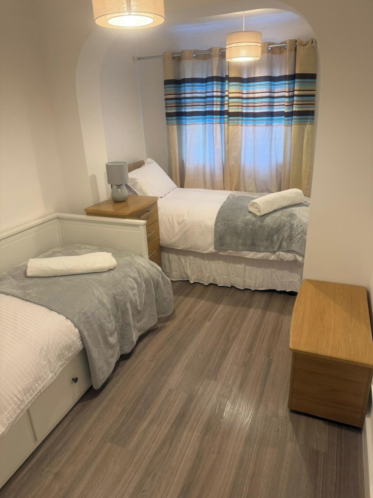 Iron/ironing board, free WiFi, bed sheets