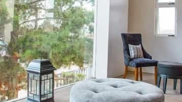 Classic House, Patio, Vineyard View | Interior