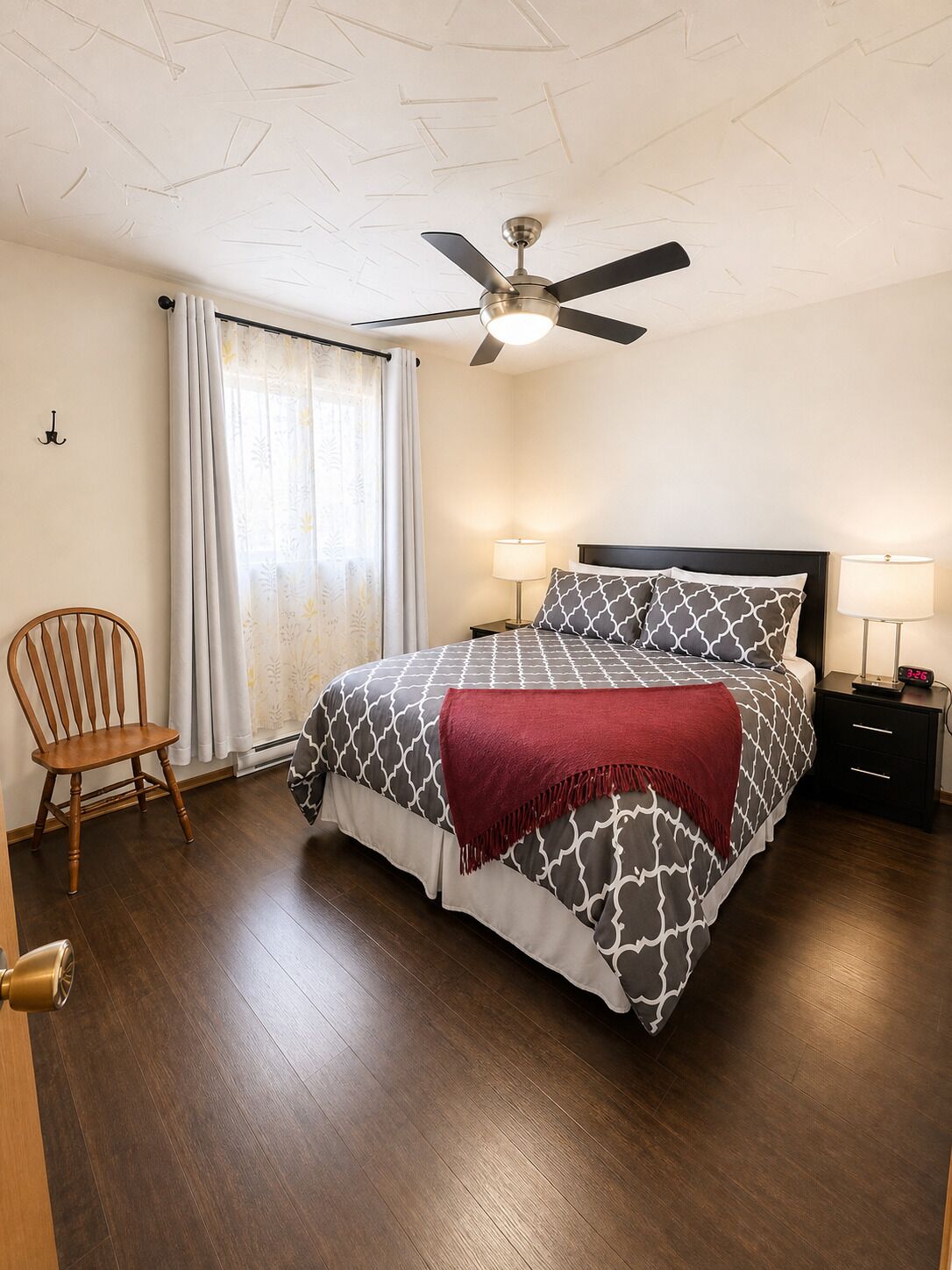 Iron/ironing board, free WiFi, bed sheets