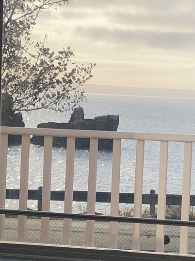 Anchor House | Oceanfront, Pet-Friendly, One-Level—Ideal Home Base to Explore