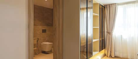 Presidential Suite, City View | Bathroom | Shower, slippers, towels, soap