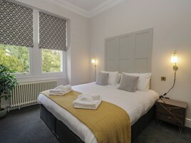 15 habitaciones, wifi gratis y decoración personalizada