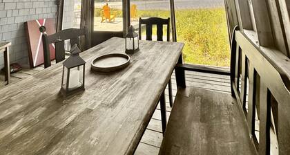 Coastal Lines Retreat Ocean Views Sleeps 9