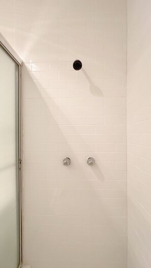 Bathroom - #14 Sapcious 2BD  2.5 Bath near Montana (Santa Monica)
