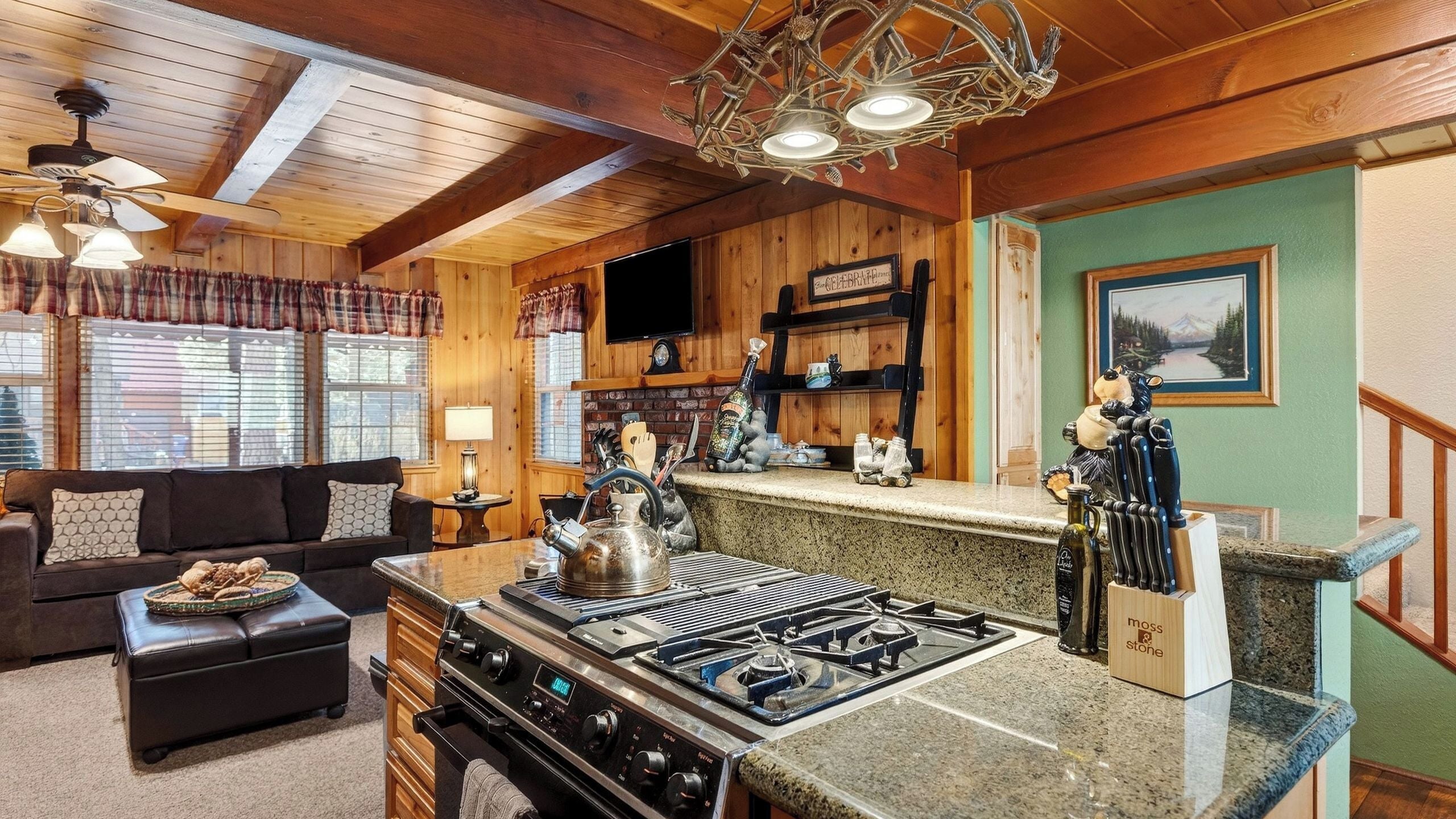 House (3 Bedrooms) | Interior