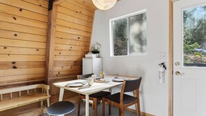 Rumah (2 Bedrooms) | Interior