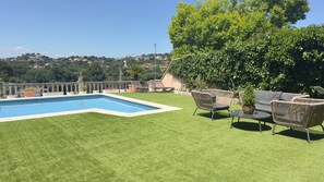 Outdoor pool - Villa del Lago Lloret · Studio | Private Pool · Jardín (Lloret de Mar)