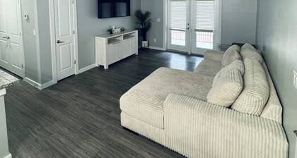 Cozy 1-bedroom apartment with AC in beautiful Horizon