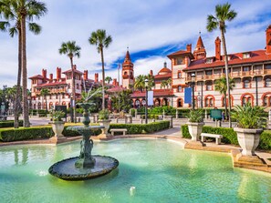 House (5 Bedrooms) | Property amenity - Casa Playa Serena (St. Augustine)