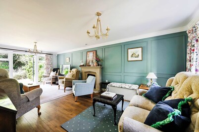 Big 5-Bed Home | Garden & 5 Min to Blenheim Palace