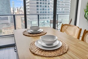 Dining - Casa Marina – Skyline Views Luxury Downtown Tower (Miami)