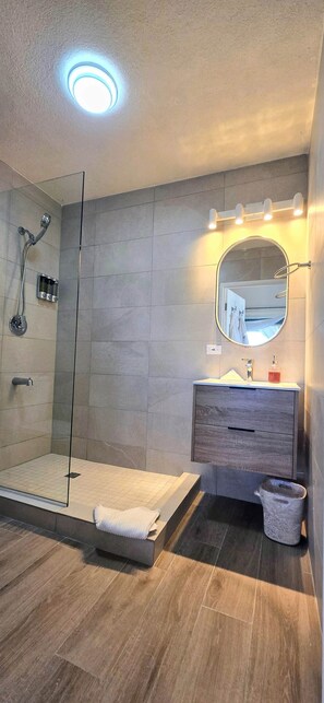 Hair dryer, towels - Two BD Villa No.2, West Rock Villas, St James (Mount Standfast)