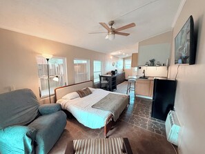 Room - Private Galliano Bayou Retreat Near Fishing and Boat Access (Cut Off)