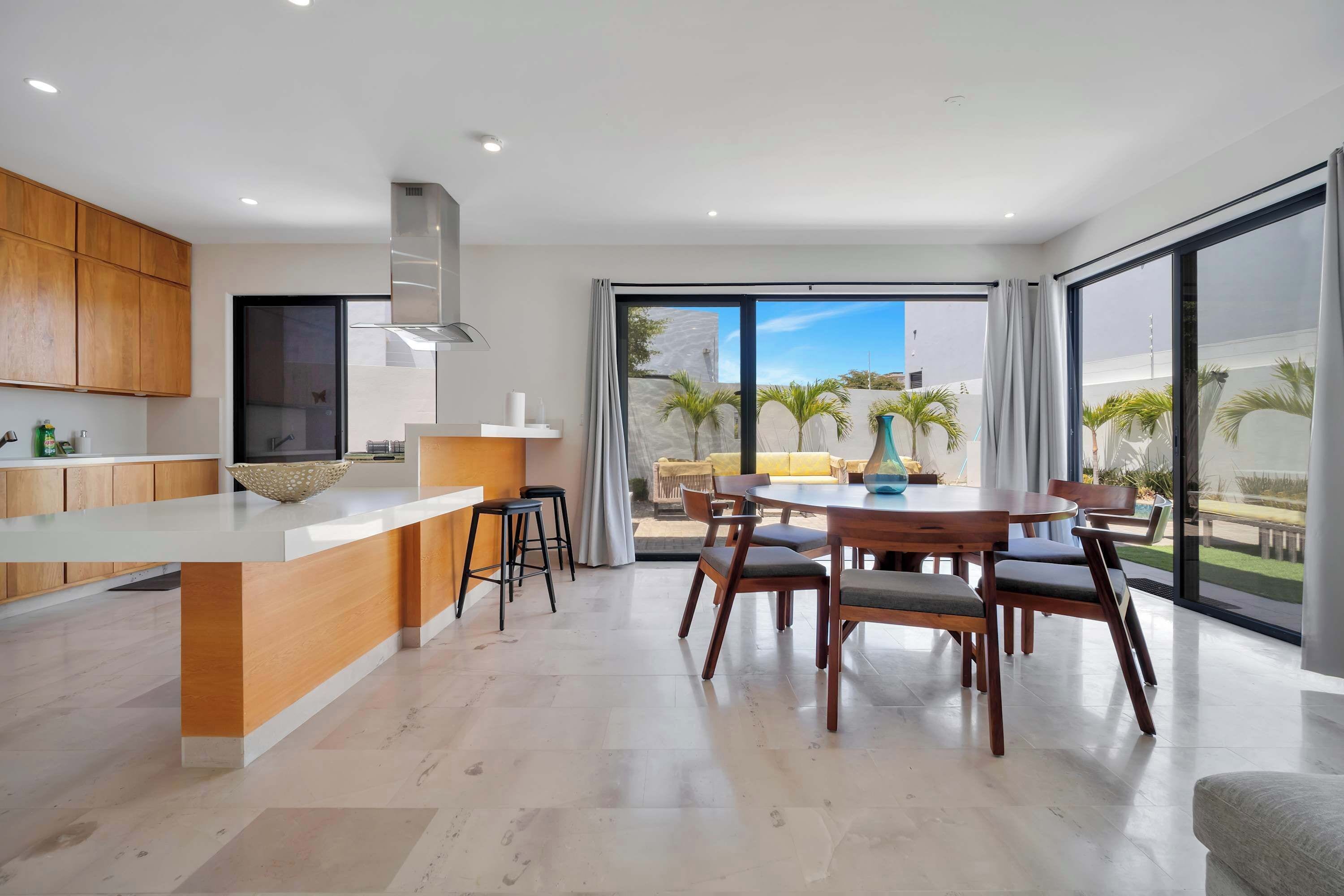 House, Multiple Beds, Pool Access, Partial Ocean View (Casa Chula Vista) | Interior