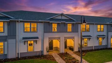 House | 5 bedrooms, Internet